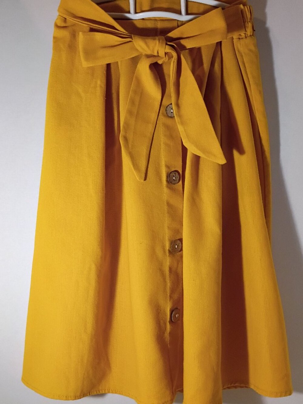 See You Monday Gold A Line knee length skirt Size Medium